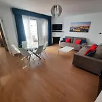 2 Bedroom With Pool And Barbecue Apartment